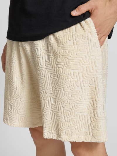 REVIEW Shorts mit Strukturmuster und elastischem Bund Ecru 3