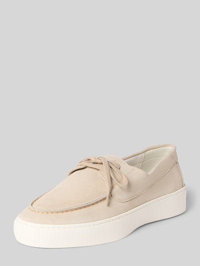 Produktfoto, Loafers aus Leder mit Schnürung Modell 'Leeway' von Steve Madden, Herren, beiges Glattleder, Gummisohle, Absatzhöhe 4 cm, Schafthöhe 6 cm, Schaftweite 6 cm, strukturiertes Obermaterial, runde Form, weiße Sohle