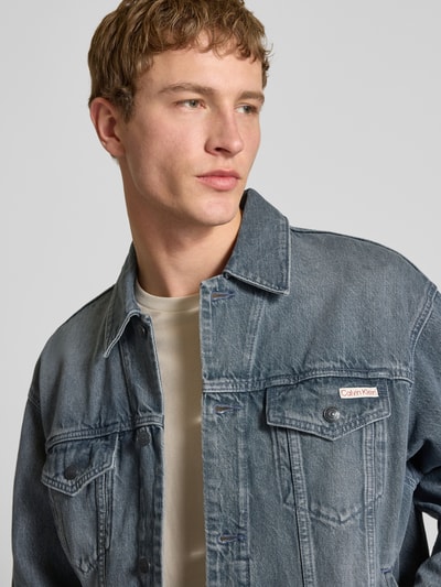 Calvin Klein Jeans Regular Fit Jeansjacke aus reiner Baumwolle Mittelgrau 3