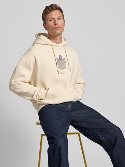 BLKVIS Hoodie mit Motiv-Print und Känguru-Tasche Offwhite 3