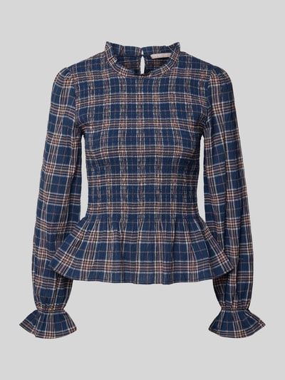 Produktfoto, Bluse mit Smok-Details und Rüschenärmeln von Christian Berg Woman Selection, mieszanka bawełny z dodatkiem streczu, taliowany krój, okrągły dekolt z falbanami, rękawy z falbanami, długość tyłu w rozmiarze 36: 58 cm, długość rękawa w rozmiarze 36: 64 cm, granatowo-biały wzór w kratę, tekstura miękka