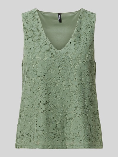 Produktfoto, Regular Fit Trägertop aus Baumwoll-Mix Modell 'HONEY' von Vero Moda, Optik: Unifarben, Spitzen-Muster, V-Ausschnitt, breite Träger, Materialverarbeitung: Spitze, grüne Farbe, blumige Struktur