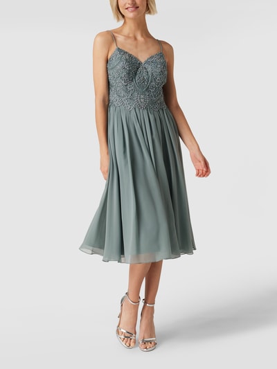 Laona Cocktailkleid mit floralen Stickereien und Zierperlen Schilf 4