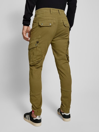 Alpha Industries Tapered Fit Cargohose mit Pattentaschen Modell 'COMBAT PANT' Oliv 5