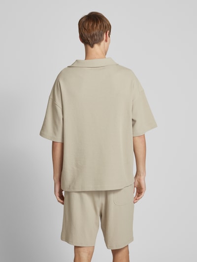 ANOTHER COTTON LAB Oversized Poloshirt mit V-Ausschnitt Offwhite 5