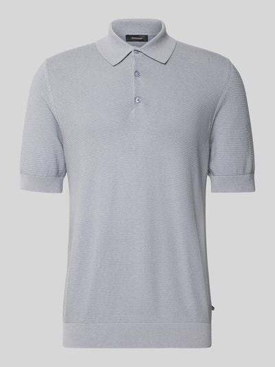 Produktfoto, Slim Fit Poloshirt aus Baumwoll-Mix in Strick-Optik von Matinique, hellgrau, feine Struktur, elastische Abschlüsse, kurzärmelig.