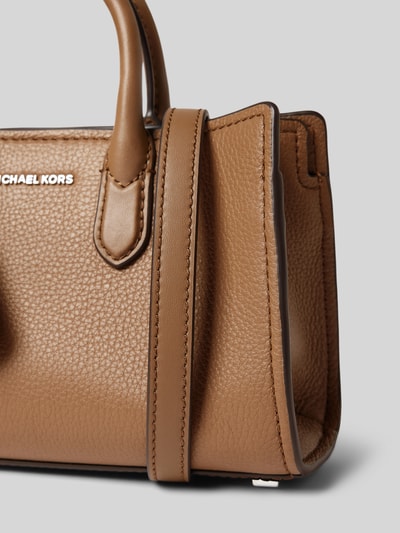 MICHAEL Michael Kors Lederhandtasche mit Label-Anhänger Modell 'SCARLETT' Taupe 3