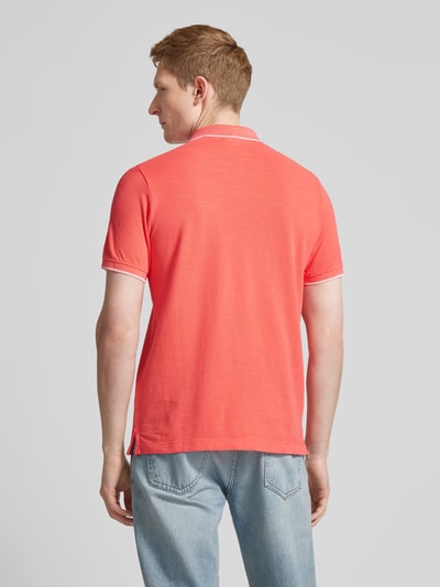 s.Oliver RED LABEL Regular Fit Poloshirt mit Label-Print Koralle 5