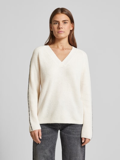 s.Oliver RED LABEL Regular Fit Strickpullover mit V-Ausschnitt und Kontrast-Details Offwhite 4