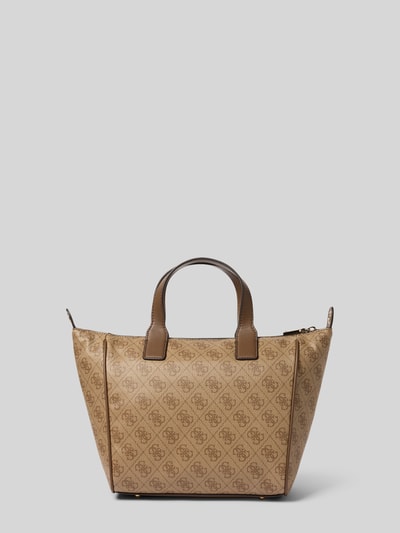 Produktfoto, Tote Bag mit Allover-Logo-Print Modell 'Follie' von GUESS, nadruk z logo na całej powierzchni, główna przegroda z zamkiem błyskawicznym, odpinany pasek na ramię, szerokość w rozmiarze 1: 35 cm, długość w rozmiarze 1: 24 cm, głębokość w rozmiarze 1: 14 cm, długość paska na ramię w rozmiarze 1: 118 cm