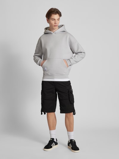 Alpha Industries Regular Fit Cargoshorts mit Tunnelzügen Modell 'JET SHORT' Black 1