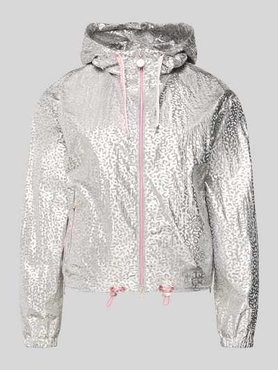 Produktfoto, Jacke mit Kapuze Modell 'MAY' von Frieda & Freddies in silber mit Leopard-Muster, Gerader-Schnitt, Zweiwege-Reißverschluss, Seitliche Reißverschlusstaschen, Kordelzug am Saum, Elastische Ärmelabschlüsse, Rückenlänge 58 cm, Schulterbreite 50 cm, Brustweite 56 cm, Ärmellänge 63 cm bei Größe 36.