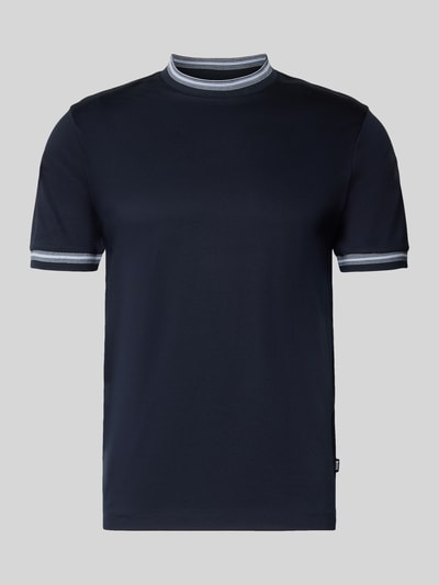 Produktfoto, Slim Fit T-shirt uit puur katoen Model 'TESSLER 202' van BOSS in effen kleuren met labeldetail, ronde hals en korte mouw.