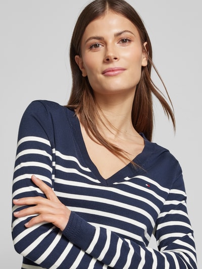 Tommy Hilfiger Strickpullover mit gerippten Abschlüssen Marine 3