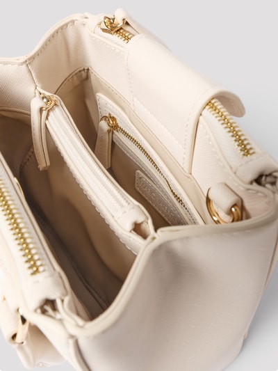Produktfoto, Umhängetasche mit Label-Detail Modell 'ZERO' von VALENTINO BAGS in Beige mit strukturiertem Material, diverse Reißverschlusstaschen, offenes Hauptfach, kurze Tragegriffe, verstellbarer Schultergurt, Breite 19 cm, Länge 16 cm, Tiefe 9 cm, Schulterriemen Länge 120 cm.