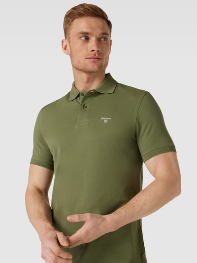 Barbour Slim Fit Poloshirt mit Label-Stitching Oliv 3