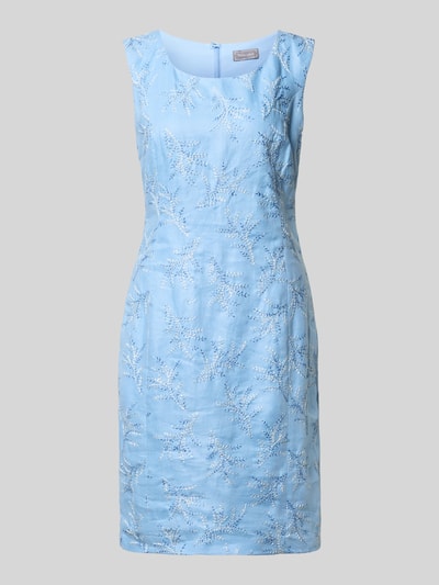 Produktfoto, Knielanges Etuikleid mit Stitchings von WHITE LABEL in Hellblau mit geradem Schnitt, feinen Nahtdetails und floralem Muster
