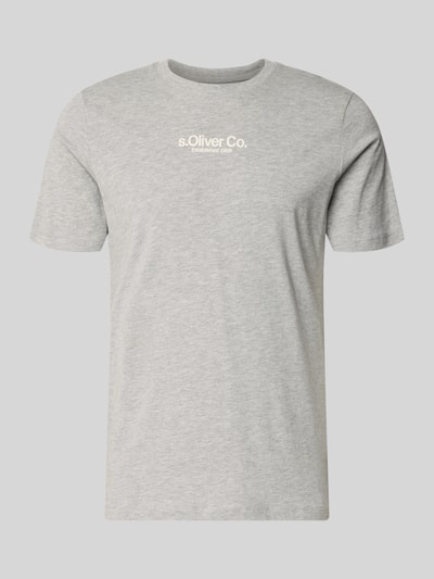 Produktfoto, Regular Fit T-Shirt aus reiner Baumwolle von s.Oliver RED LABEL in Hellgrau, unifarben, Kurzarm, Rundhals, Label Print.