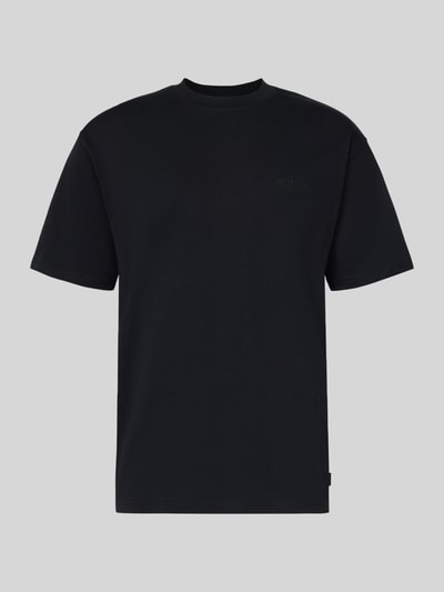 Produktfoto, Regular Fit T-Shirt aus reiner Baumwolle Modell 'Baine' von WOODBIRD, czarny, okrągły dekolt, label-stitching, krój regular fit, długość tyłu w rozmiarze M: 72 cm
