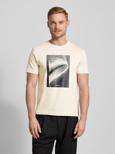 CK Calvin Klein T-Shirt mit Label-Print Beige 4