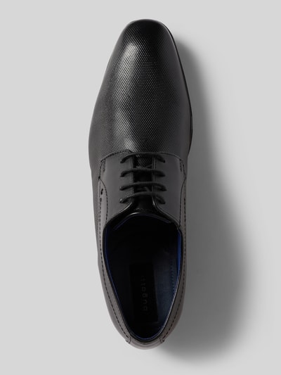 Produktfoto, Derby aus Leder mit Schnürung Modell 'Mattia II' von Bugatti, schwarze Farbe, abgerundete Spitze, Echtleder, Absatzhöhe 3 cm, Schafthöhe 7 cm, Schaftweite 7 cm.