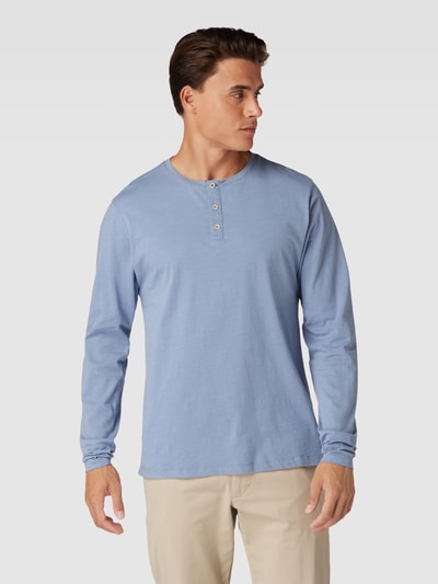 Colours & Sons Bluzka z długim rękawem i wyhaftowanym logo model ‘HENLEY’ Szaroniebieski 4