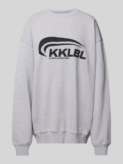 Karo Kauer Oversized Sweatshirt mit Label-Print Hellgrau 1