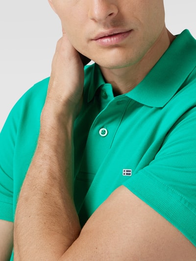 Christian Berg Men Poloshirt mit Label-Stitching Gras Grün 3
