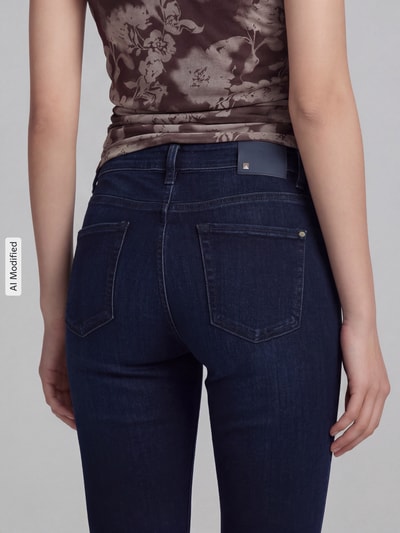 CAMBIO Regular Fit Bootcut-Jeans aus Viskose-Baumwoll-Mix Modell 'PARIS FLARED' Dunkelblau 3