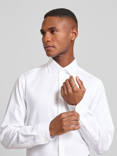 Christian Berg Men Regular Fit Businesshemd aus Baumwolle mit Kentkragen Weiss 3
