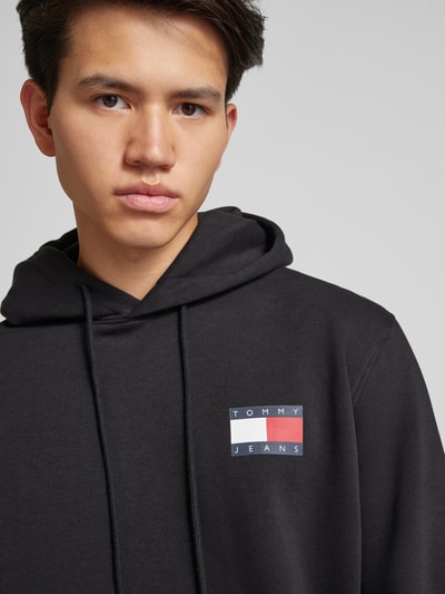 Tommy Jeans Hoodie mit Label-Print Black 3