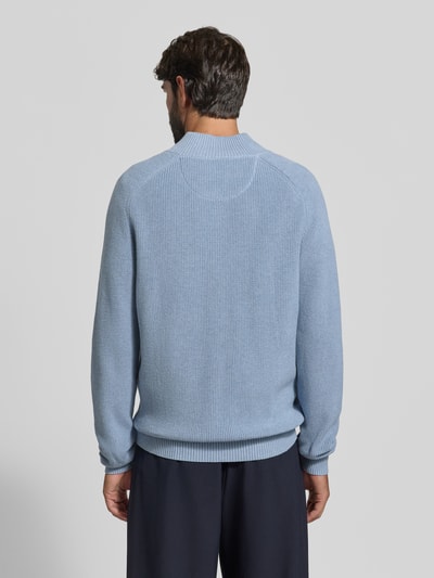 Fynch-Hatton Sweter z dzianiny o kroju regular fit z czystej bawełny z kołnierzem zapinanym Jasnoniebieski 5