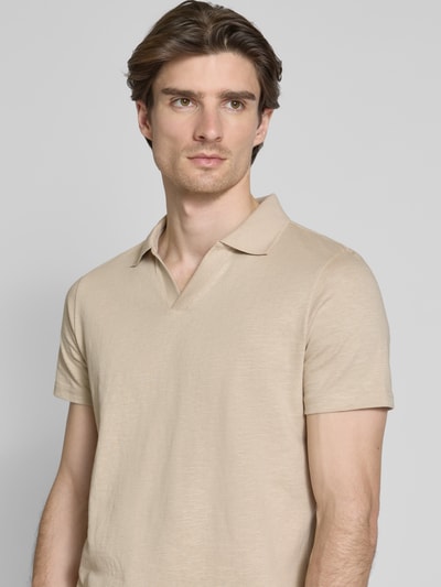 MCNEAL Poloshirt mit V-Ausschnitt Beige 3