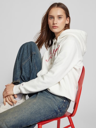 Tommy Jeans Regular Fit Hoodie mit Label-Print Offwhite 3