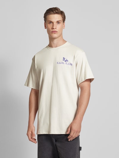 KARL KANI T-Shirt mit Label-Print Modell 'Signature' Hellgrau 4