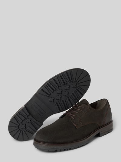 Produktfoto, Schnürschuhe aus echtem Veloursleder Modell 'RONY 9' von Marc O'Polo, dunkelbraun, strukturierte Oberfläche, robuste Profilsohle