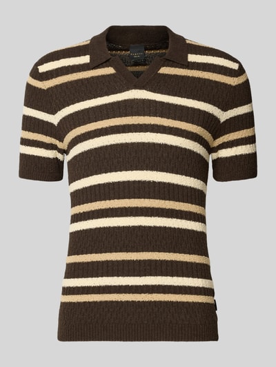 Produktfoto, Slim Fit Poloshirt mit V-Ausschnitt von bugatti aus Baumwoll-Mix im Allover-Look, braun-beige gestreift, Strukturmuster, Herren, Rückenlänge bei Größe M 68 cm