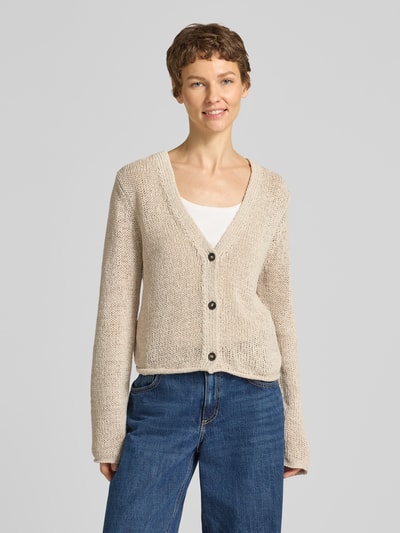 Vrouwenmodel draagt Slim Fit gebreid jack uit katoenmix van Marc O'Polo, look: effen kleuren, lange mouw, rolzoom, Ganzkörperansicht van voren.