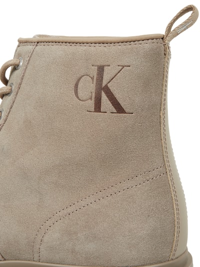 Calvin Klein Jeans Boots aus Veloursleder Beige 2