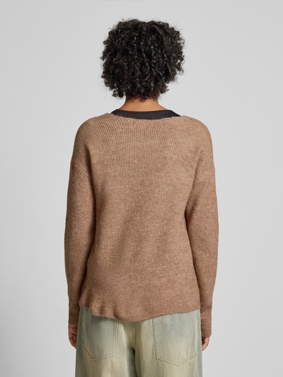 Only Pullover mit V-Ausschnitt Modell 'CAMILLA' Taupe Melange 5