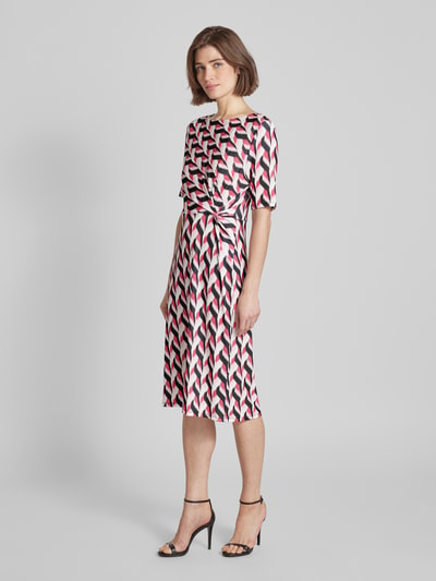 s.Oliver BLACK LABEL Knielanges Wickelkleid mit Allover-Muster Pink 1