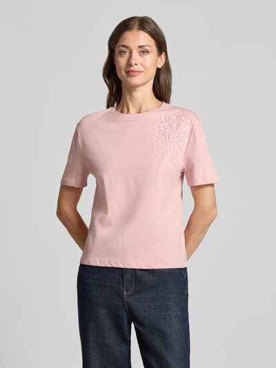 Christian Berg Woman Regular Fit T-Shirt aus reiner Baumwolle mit Blumen-Applikation Mauve 4