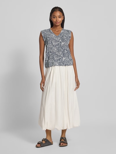 Pieces Top bluzkowy o kroju regular fit z dekoltem w serek model ‘NYA’ Niebieski 1