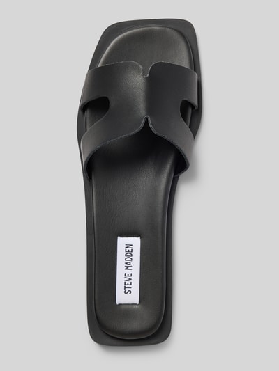 Produktfoto, Pantoletten aus echtem Rindsleder von Steve Madden, Optik: Unifarben, Schuhspitze: Quadratisch, gerade, Absatzform: flacher Blockabsatz, Applikation: Label-Print, Sohle: leicht strukturiert, Material: Rindsleder.