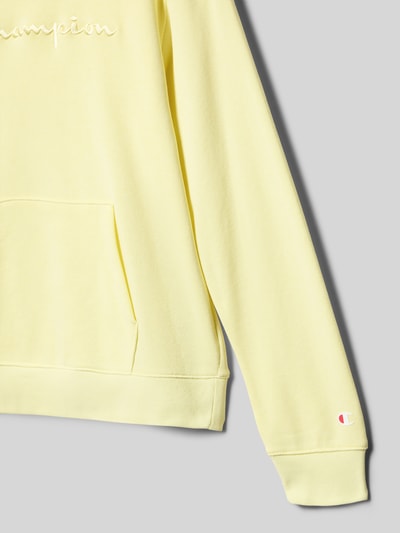 Produktfoto, Hoodie aus Baumwoll-Mix mit Label-Stickerei von CHAMPION, żółty kolor, prosta forma, kieszeń kangurka, miękka tekstura