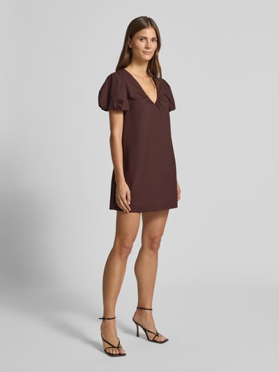 Forever New Cocktailkleid mit V-Ausschnitt Schoko 1
