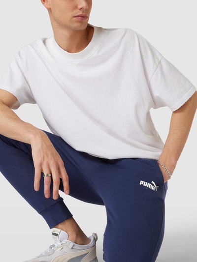 PUMA PERFORMANCE Sweatpants mit Label-Print Dunkelblau 3