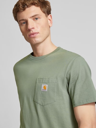 Carhartt Work In Progress T-shirt met labelpatch, model 'POCKET' Olijfgroen - 3