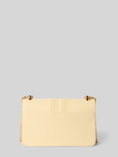 Produktfoto, kremowa Crossbody-Bag in Leder-Optik Modell 'Roros East-West' von Seidenfelt, złoty pasek, faktura skóropodobna