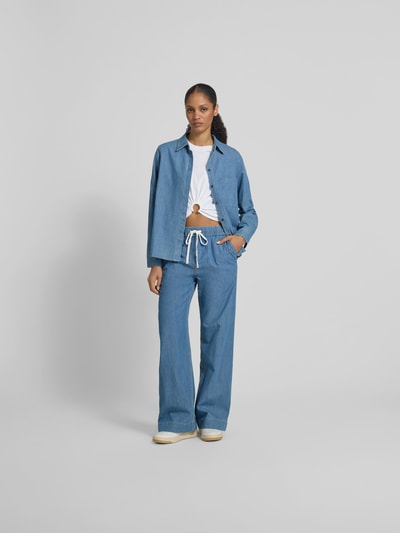 Juvia Hemdbluse mit Brusttasche Jeansblau 1